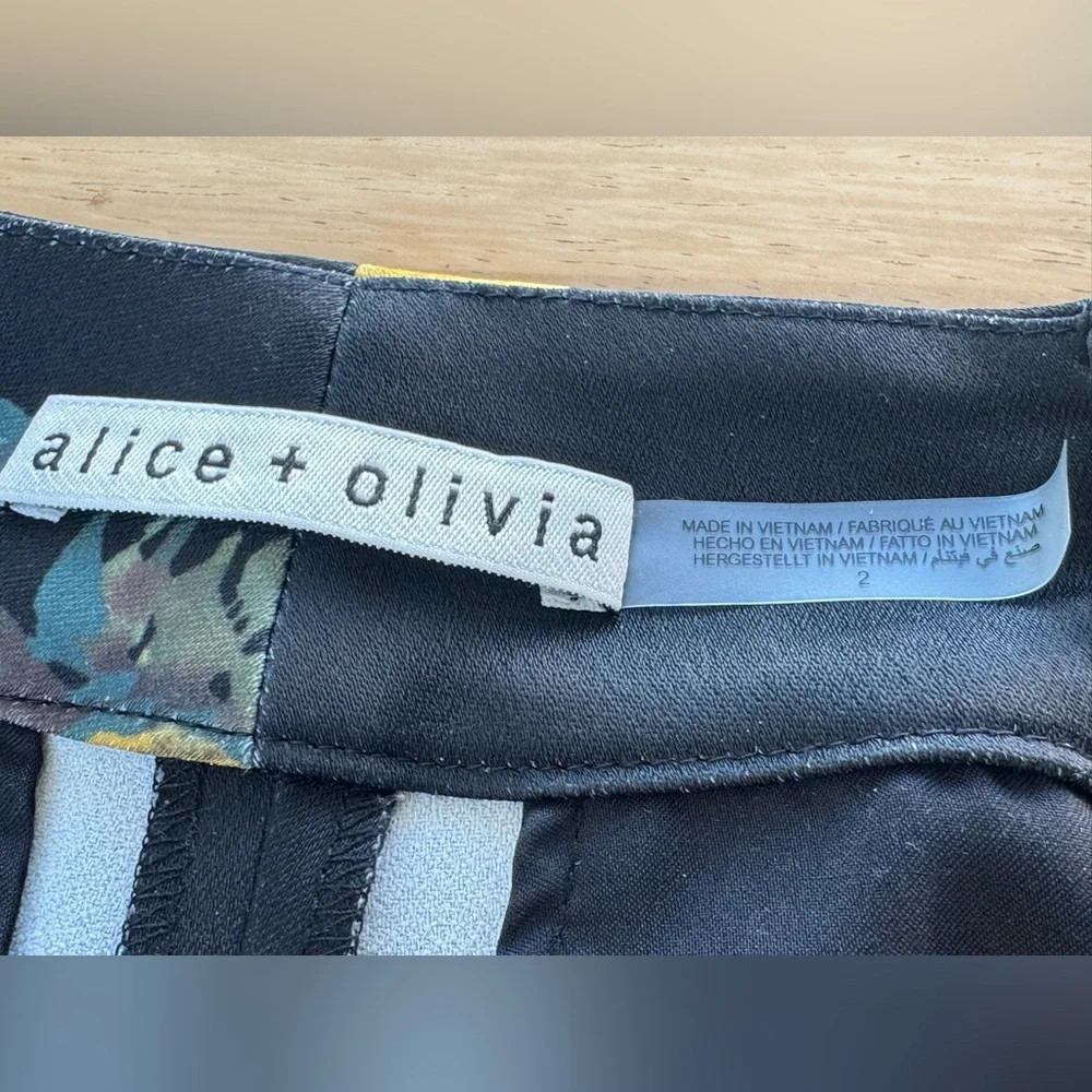 Alice + Olivia Black and Yellow Floral Pants - Picture 3 of 8